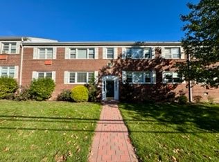 77 Hope St APT 30B, Stamford, CT 06906