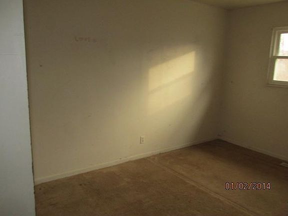 4th image of 123 Palmer St