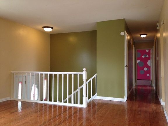 3rd image of 1961 Glenrock Ln