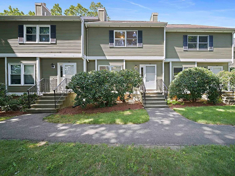 52 River St — Photo 2