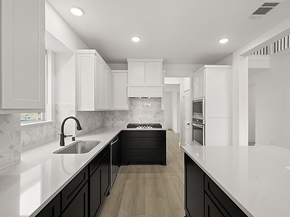 7th image of this home