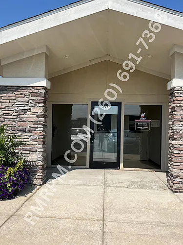 4915 Illinois Rd Photo 1