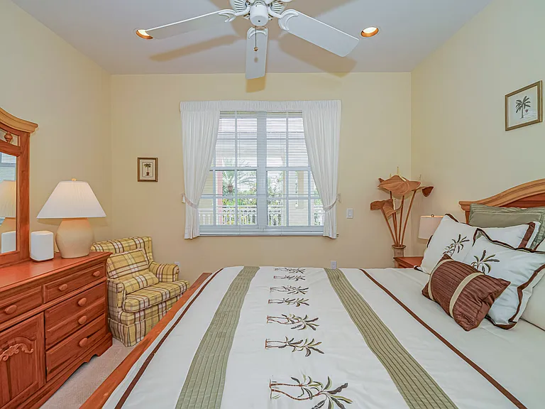 5225 E Harbor Village Dr #303 — Photo 14
