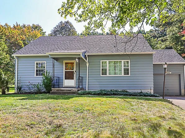 890 Morse St, Akron, OH 44314