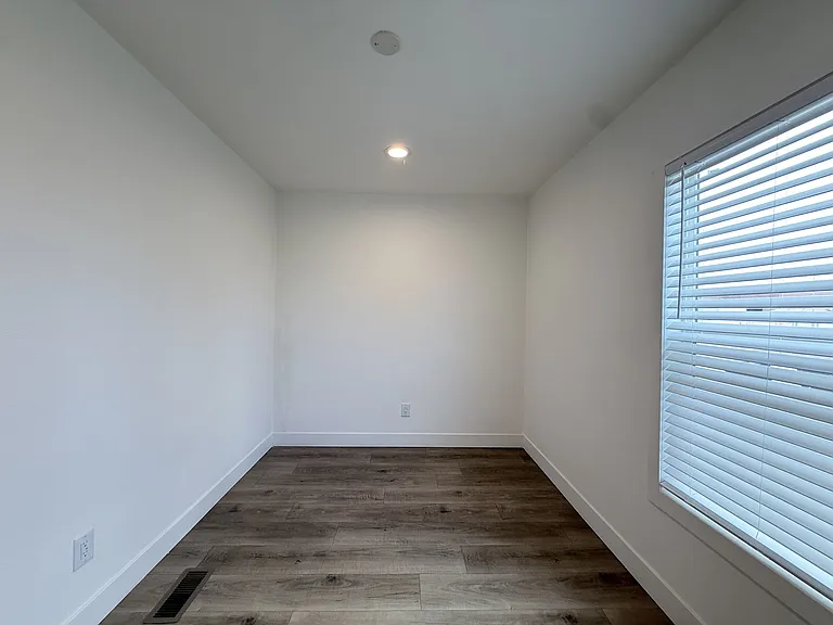 2060 N Center St #436 — Photo 14