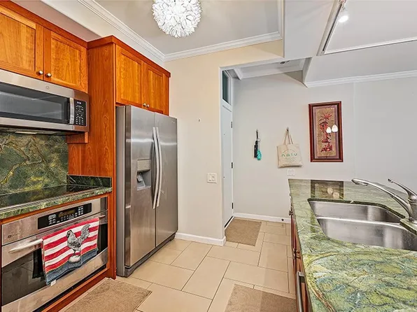 1020 Aoloa Pl APT 101B, Kailua, HI 96734