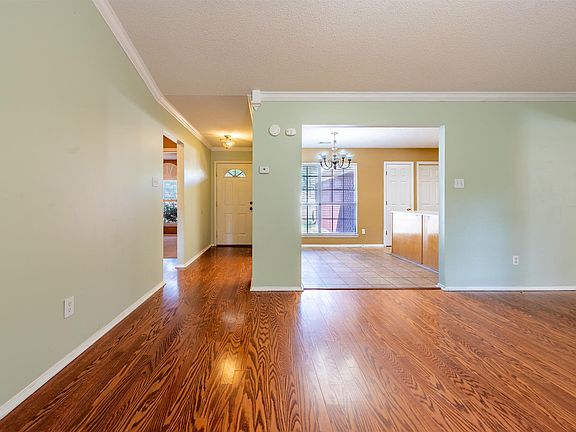 3rd image of 1019 Allyson Ave