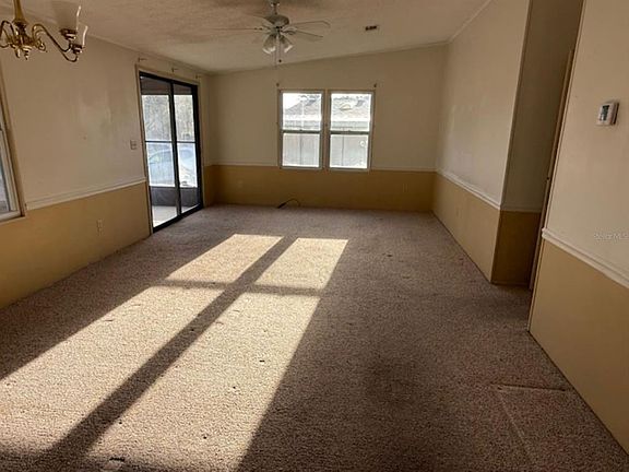 3rd image of 1832 W Schwartz Blvd