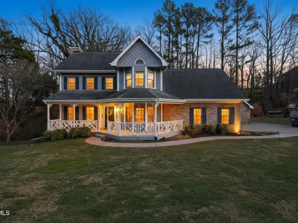425 Rosewood Ln, Kingsport, TN 37664