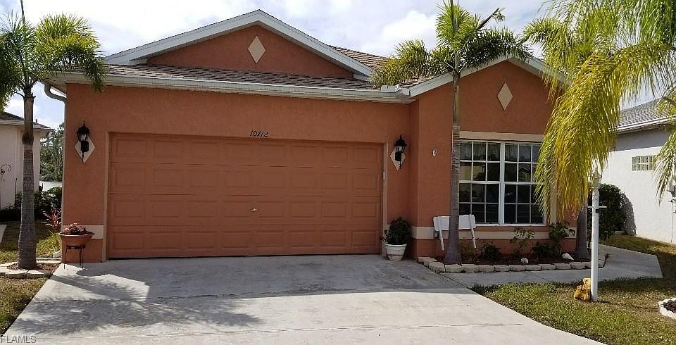 1st image of 10712 Tropical Moon Ct