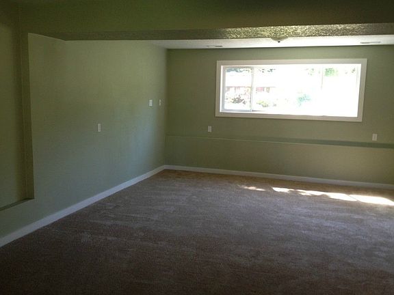 4th image of 16309 96th Avenue Ct E
