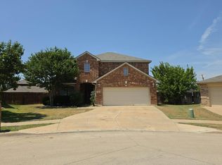 560 Winbridge Ln, Haslet, TX 76052