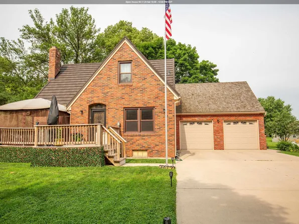 411 S Summit Ave, Bancroft, IA 50517
