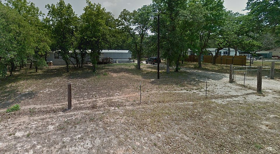 1st image of 304 Hickory Hill Dr