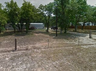 304 Hickory Hill Dr, La Vernia, TX 78121