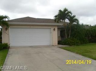 2824 SW 2nd Ter, Cape Coral, FL 33991