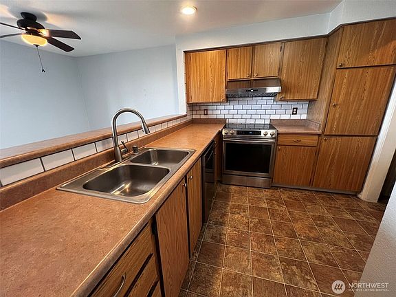 3rd image of 1745 W Sunn Fjord Lane #H206