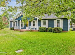 210 Stillwood Dr, Jacksonville, NC 28540
