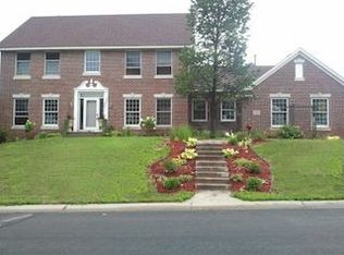 1768 Brant Cir, Eagan, MN 55122