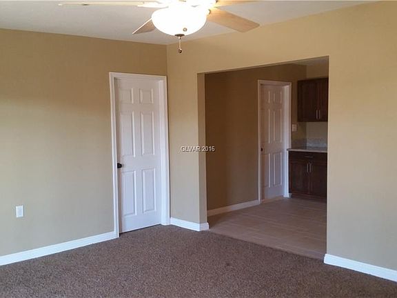 2nd image of 3009 Holly Ave
