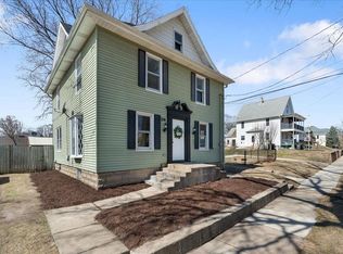 216 S Madison St, Stoughton, WI 53589