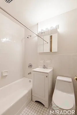 Rented by Mirador Real Estate | media 10