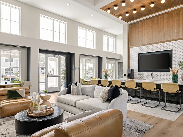 Palm Grove Luxury Apartments — Photo 55