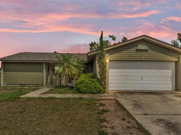 2707 Manor Hill Dr, Brandon, FL 33511