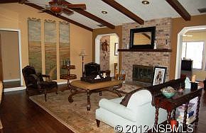 2nd image of 1411 Magnolia St