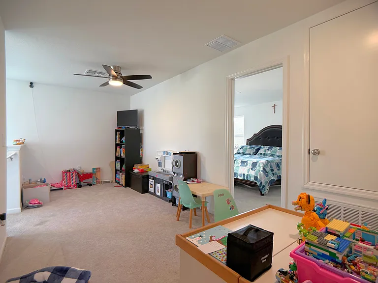 3656 NE 30th Ter — Photo 15
