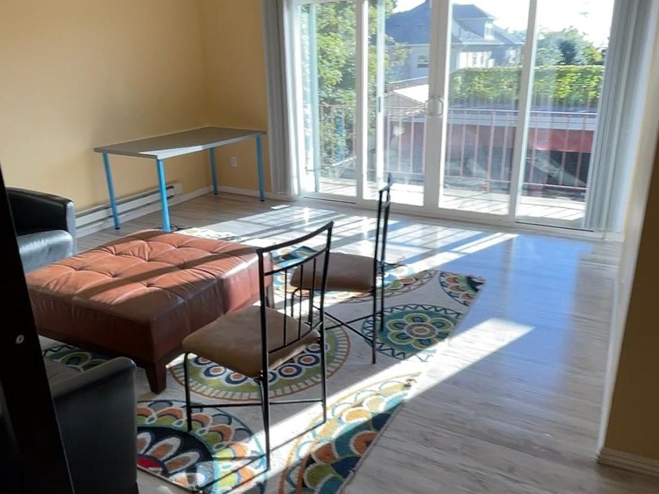 1st image of 1528 Oxford St APT 4