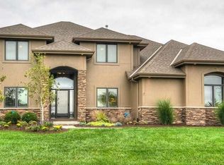 5827 S 239th St, Elkhorn, NE 68022