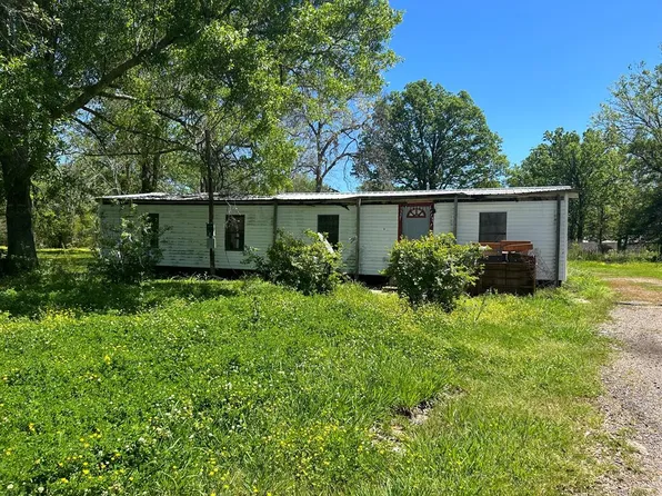566 Airport Rd, Vidalia, LA 71373
