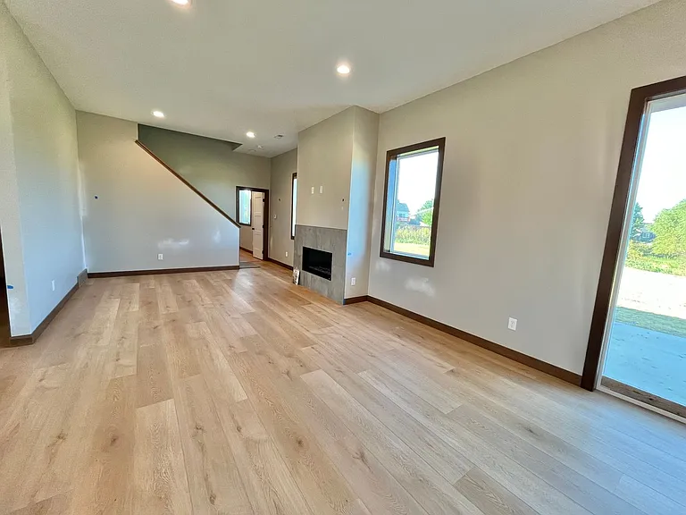 5525 W Liberator Cir — Photo 5