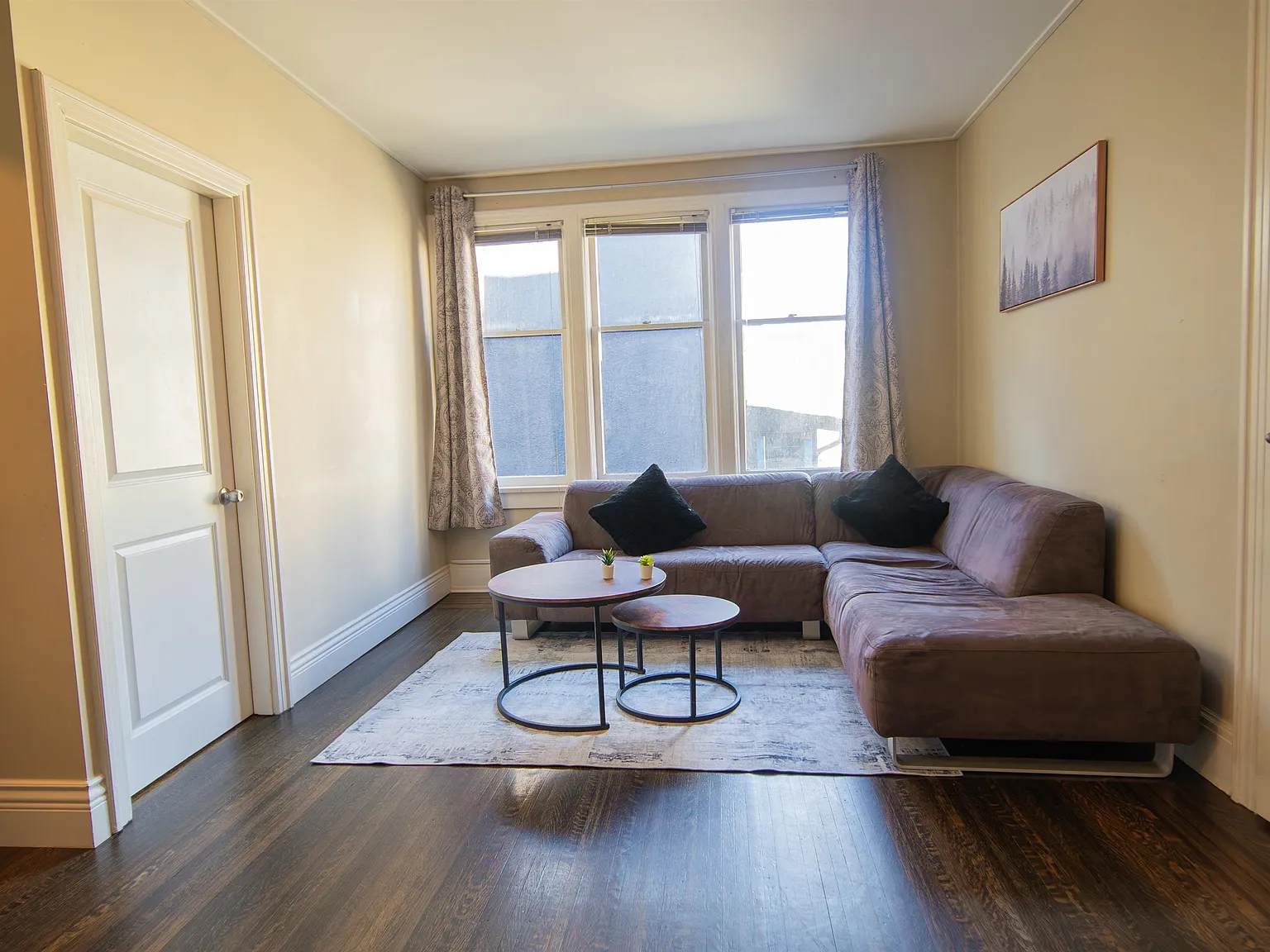 1 bed, 580 sqft, $2,790 — Photo 1