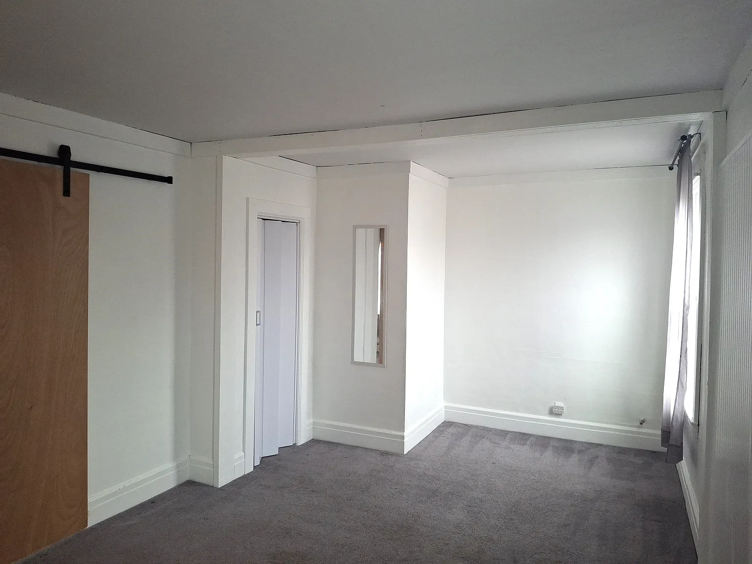1 bed, 900 sqft, $950 — Photo 3