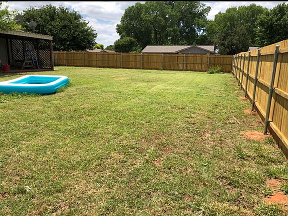 3rd image of 1407 Sherry Ct