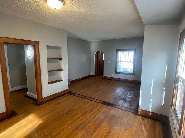 1117 Wolff St, Racine, WI 53402