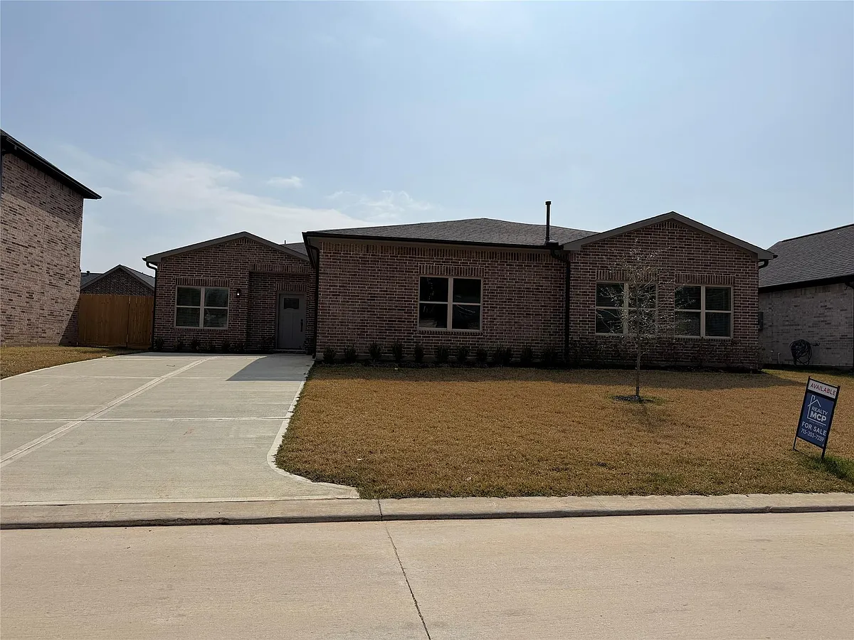Building Photo - 2615 Piemonte Avenue Cir