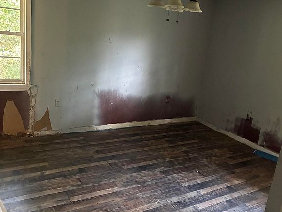 5th image of 2050 Taylor Rd