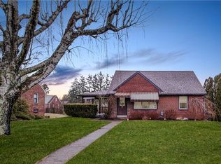 40 Longvue Cir, Ambridge, PA 15003