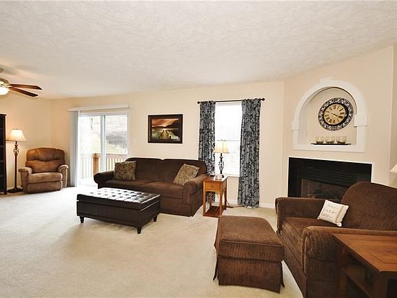 Spacious living room.  Meticulously maintained.
