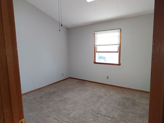5th image of 1023 West Dr #1023