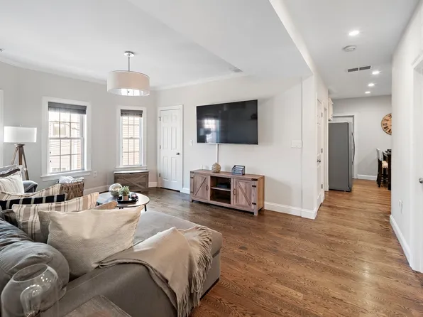 38 Pearl St #2, Everett, MA 02149