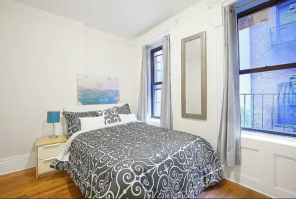 Rented by Avenues Real Estate | media 6