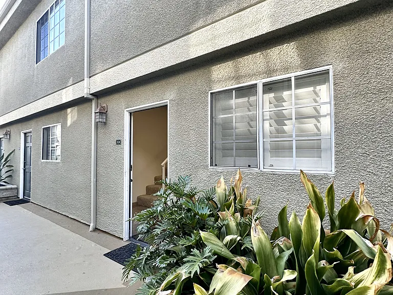 Terrace Trousdale Apartments — Photo 12