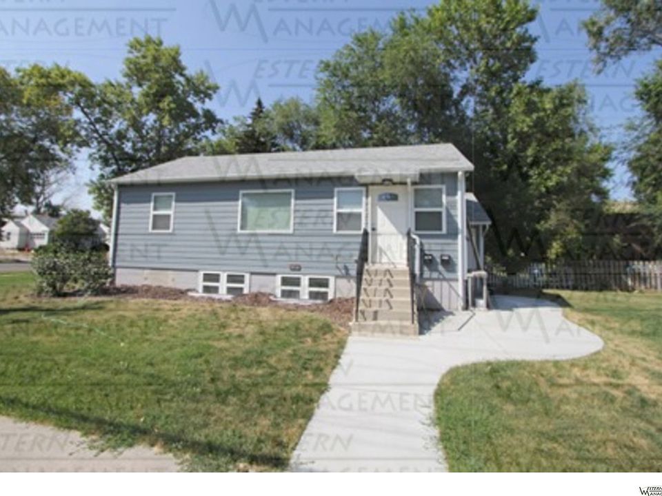 1st image of 2519 10th Ave N