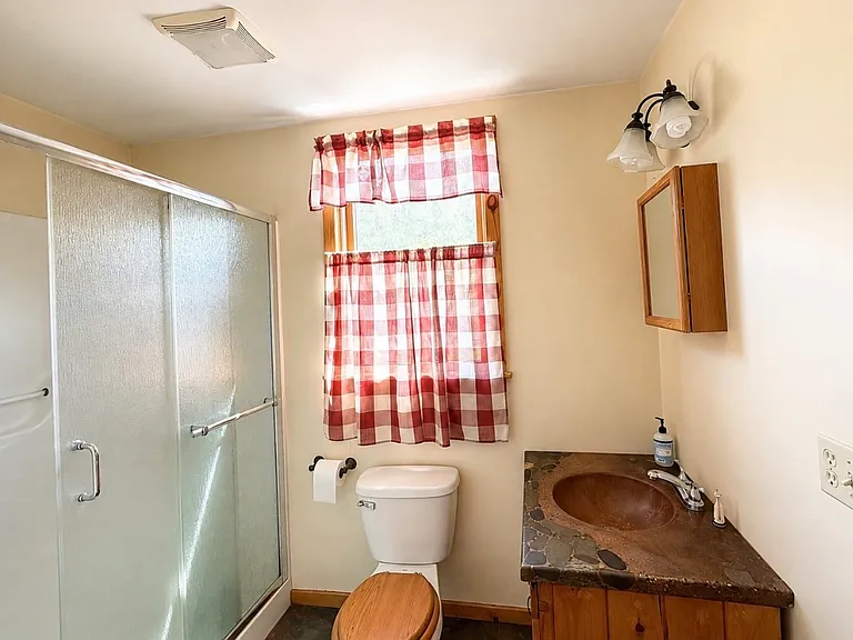 530 Cascade Valley Rd — Photo 12