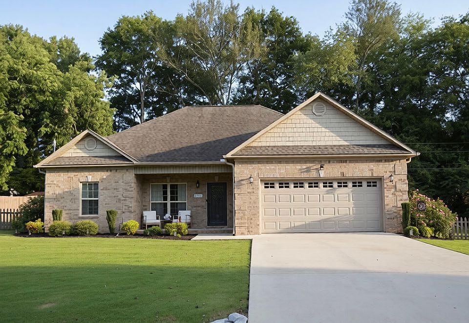 1st image of 2701 Lincoya Cir SE