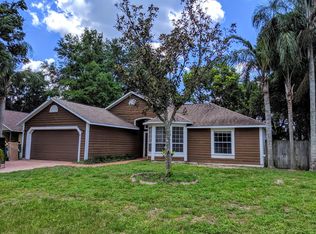 3010 Clamont Ln, Eustis, FL 32726